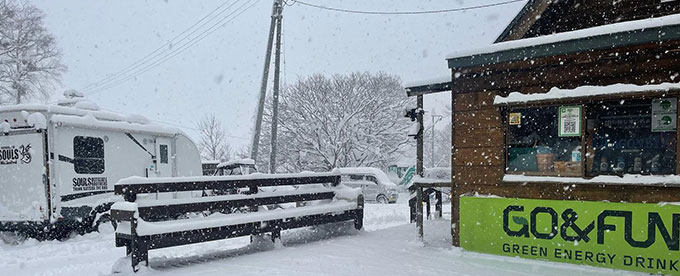 雪ダイブし放題!!